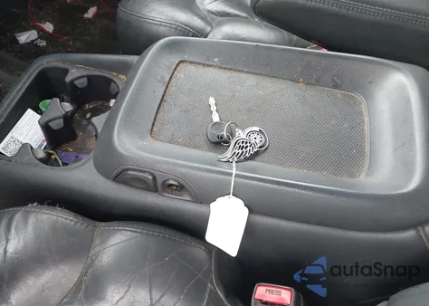 2002 GMC Sierra Sle из США, поврежденный, VIN 1GTHK231X2F233851